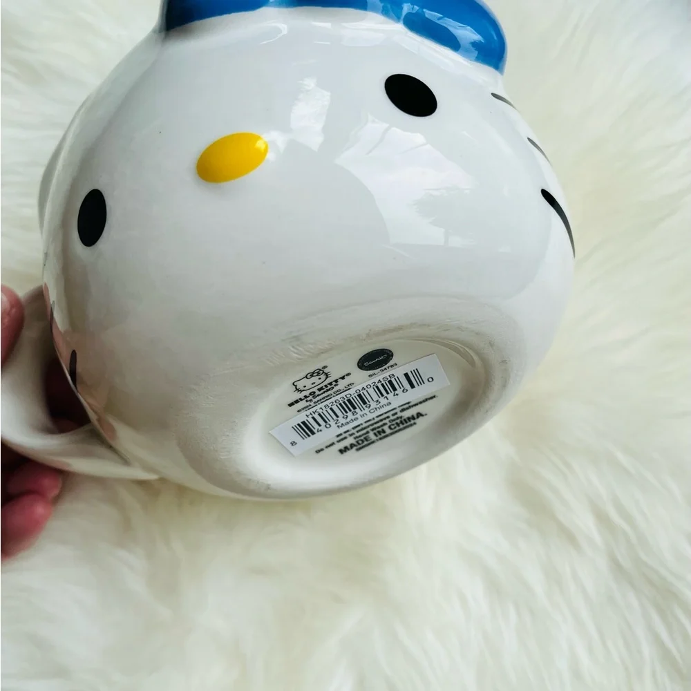 Hello Kitty Ceramic Mug - Picture 4 of 7